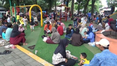 Serunya Menikmati Destinasi Wisata Gratis Bersama Keluarga di Taman Kebon Rojo, Jombang
