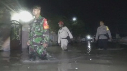 Banjir Rendam Pesantren dan Rumah Warga di Jombang