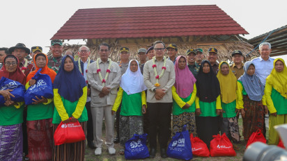 Mentan Amran Salurkan Bantuan Pompa hingga Alsintan, Produksi Padi di Bangkalan Meningkat Signifikan
