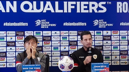 Sempat Memanas saat Dilatih Shin Tae-yong, Asisten Patrick Kluivert Ini Disebut Bisa Jaga Situasi Ruang Ganti Timnas Indonesia Tetap Solid, Thom Haye: Dia Santai dan...