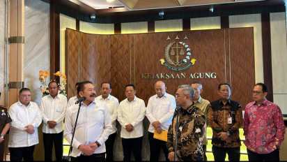 Didatangi Ketua KPK, Jaksa Agung Tegaskan Tak Ada Persaingan Pemberantasan Korupsi