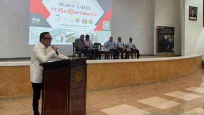 Minta Serikat Pekerja Serahkan Masalah Sritex ke Pemerintah, Wamenaker: Tidak Ada Opsi PHK