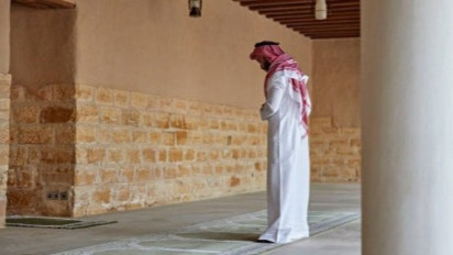 Salah Baca Niat Saat Shalat, Sah atau Tidak? Buya Yahya Tegaskan Ini