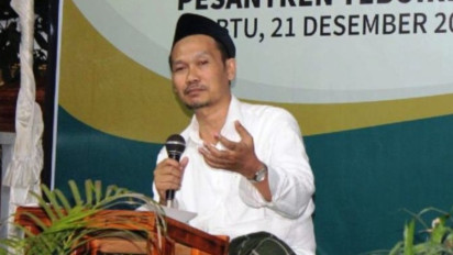 Jauh-jauh Hari Gus Baha Ungkap Alasan Besar Mbah Moen dan Habib Luthfi bin Yahya Sering Diundang Pejabat Negara, Ternyata...