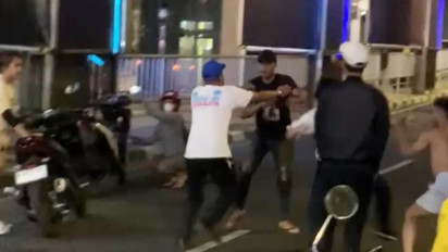 Polisi Selidiki Pengeroyokan Pengendara Mobil di Bawah Stasiun MRT