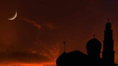 Teks Khutbah Jumat Singkat 10 Januari 2025: Umat Islam yang Keliru Melebihkan Bulan Rajab