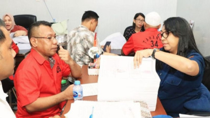Diduga Korupsi Dana Alkes Dinkes Buru, Tiga Tersangka dan Barang Bukti Diserahkan ke Kejati Maluku
