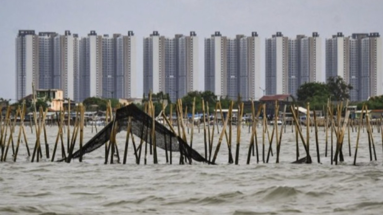 PIK 2 Bantah Bangun Pagar Laut 30 Km di Pesisir Tangerang: Nanti Disampaikan Lebih Lanjut
            - galeri foto