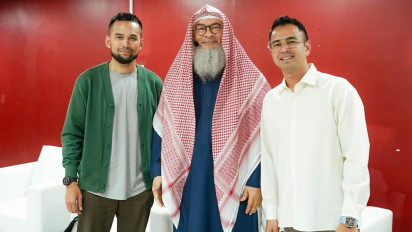 Teuku Wisnu dan Raffi Ahmad Unggah Foto Bareng Syeikh Assim Al Hakeem, Ini yang Dibahas