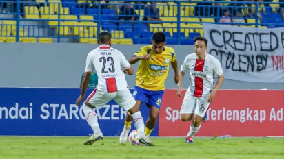 Kejar Target, Gresik United Bungkam Persela Lamongan 2-1