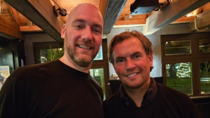 Reaksi Netizen Lihat Asisten Pelatih Timnas Indonesia Alex Pastoor Belajar Bahasa Indonesia, Shin Tae-yong Disenggol: STY Mana Bisa