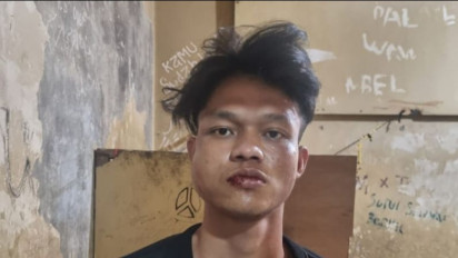 Pemuda Ini Rampas HP Bocah SD di Tanah Abang yang Sedang Main Game