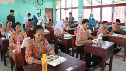 PTPN IV PalmCo Usung Makan Bergizi Gratis di Sumatera-Kalimantan
