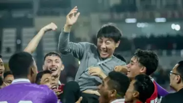 Pesan Legowo STY Setelah Dicopot Jadi Pelatih Timnas Indonesia Bikin Netizen Terharu, Ingatkan Shin Tae-yong Antusias Belajar Budaya dan Islam