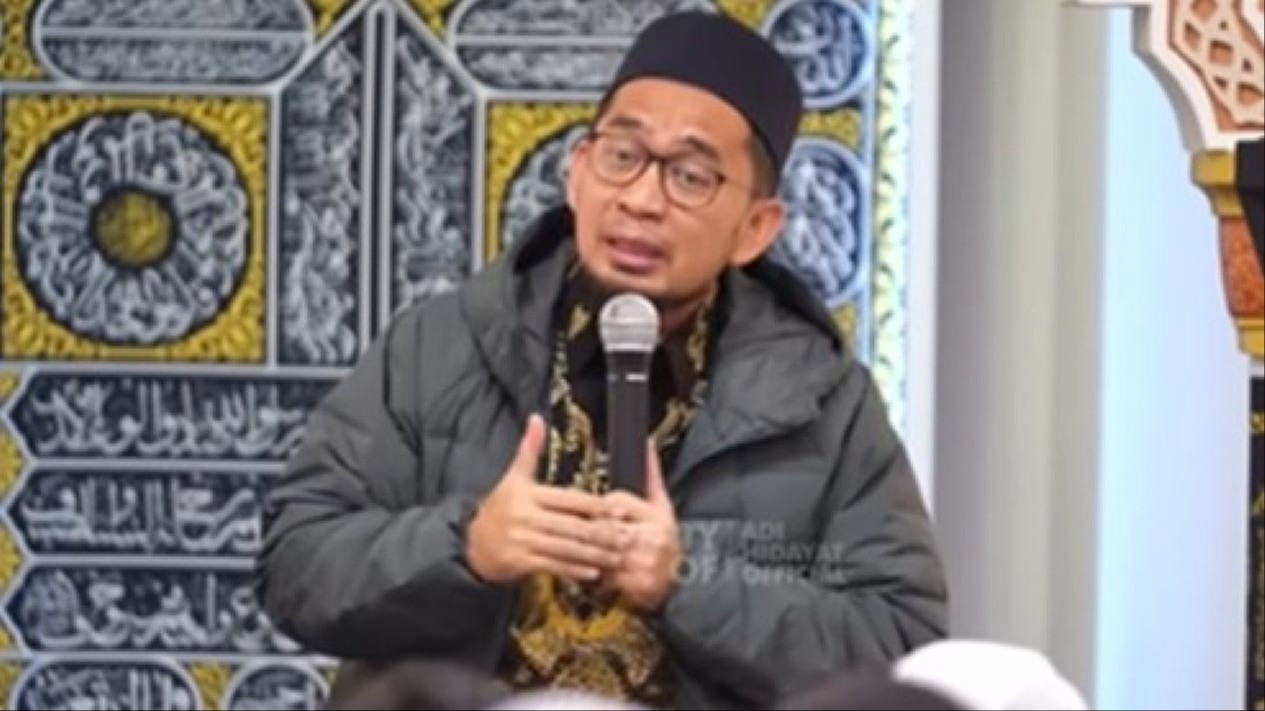Sesulit Apapun Coba Amalkan Ini, Kata Ustaz Adi Hidayat Pintu Rezeki Terbuka Lebar Hingga Dimudahkan Segala Urusannya
            - galeri foto