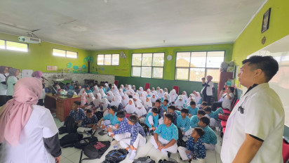 Melihat Antusiasme Siswa SD di Tasikmalaya Ramaikan Sikat Gigi Massal