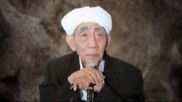 Lebih Dahulukan Istri atau Anak? Ternyata Mbah Moen Ingatkan Jangan Keliru Sebaiknya Pilih...