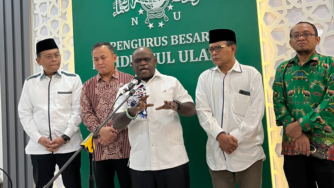 Soal PBNU Kelola Tambang Batu Bara Eks KPC, Menteri HAM Natalius Pigai Bilang Begini
            - galeri foto