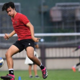Arema FC Rekrut Bek Keturunan Indonesia-Jerman di Bursa Transfer Paruh Musim Liga 1, Manajemen Akui Butuh Pemain Timnas U20