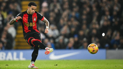 Respons Anak Patrick Kluivert usai Cetak Hattrick di Liga Inggris dan Kangkangi Rekor Pelatih Timnas Indonesia: Ini untuk Ayah