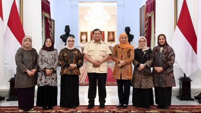 Silaturahmi Jelang Kongres XVIII, Khofifah: Presiden Prabowo Apresiasi Luar Biasa Program Layanan Muslimat NU