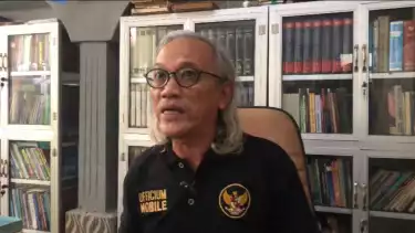 Dr. Herman Hofi Munawar