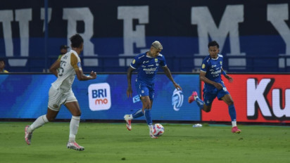 Hasil Liga 1 2024-2025: Dibantu Pemain Timnas Indonesia, Dewa United Kejutkan Persib Bandung di GBLA dengan Skor 2-0