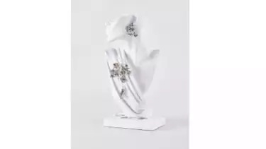 Accessories & Beauty