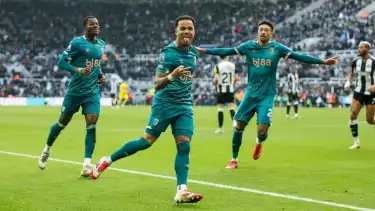 Justin Kluivert tampil menggila sejak ayahnya dipilih jadi pelatih Timnas Indonesia