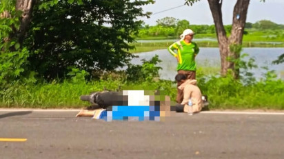 Pasutri Alami Kecelakaan Maut di Raya Gumeng Gresik, Istri Tewas di Lokasi Kejadian