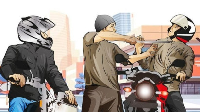 Apesnya RF Niat Menolong Orang Dorong Motor Malah Jadi Korban Penusukan