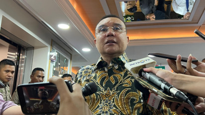 DPR Bakal Panggil Menteri KKP Buntut Polemik Pagar Laut Tangerang