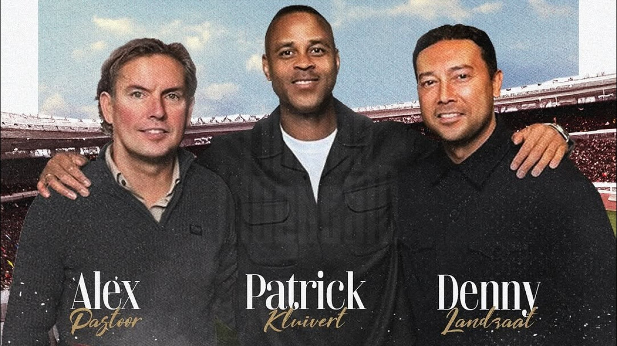 Alasan Di Balik Alex Pastoor dan Denny Landzaat sebagai Asisten Pelatih Timnas Indonesia Patrick Kluivert, Ternyata…
            - galeri foto