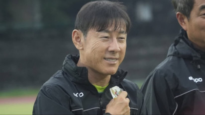 Shin Tae-yong Pamitan ke Fans Timnas Indonesia Sebelum Pulang ke Korea, Netizen Beri Pujian: Salam Perpisahan yang Beretika