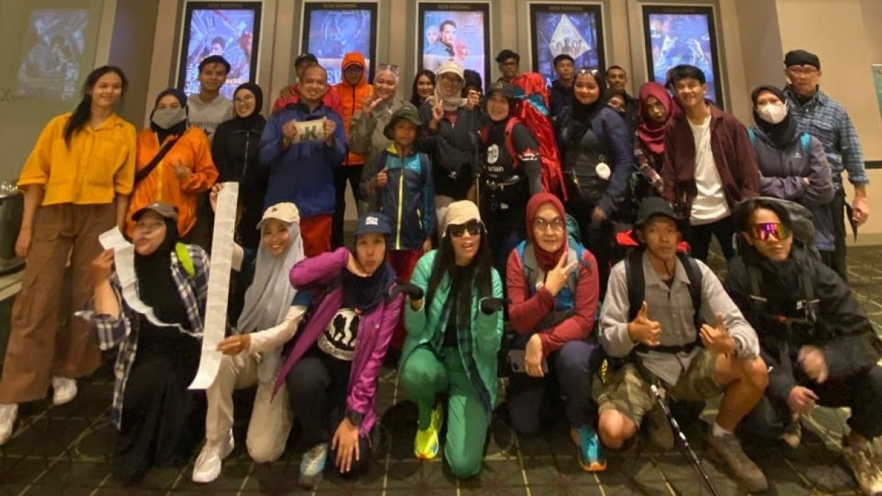 Dari Kisah Nyata Pendaki Hilang di Gunung Makassar, Para Pecinta Alam Mengenang Lewat Film Eva
            - galeri foto