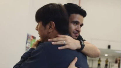 Pengakuan Ragnar Oratmangoen soal Bermain Bola di Indonesia Berbeda dan Merasa 'Bebas' sebagai Umat Muslim