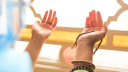 Teks Khutbah Jumat Singkat 24 Januari 2025: Sesungguhnya Agama Islam Asalkan Istiqomah