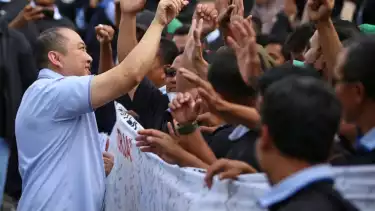 Rapat Kreditur Berlanjut, Karyawan Buat Aksi 10 Ribu Tanda Tangan Petisi Dukung Keberlanjutan Sritex