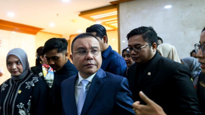 Minta Bahlil Izinkan Lagi Pengecer Jual Gas LPG 3 Kg, Presiden Prabowo Tegaskan Harga Gas Tak Boleh Dijual Mahal