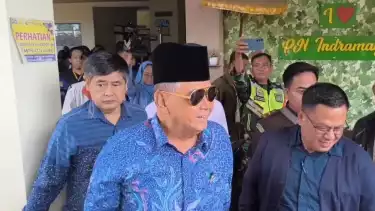 Pimpinan Pondok Pesantren (Ponpes) Al Zaytun, Panji Gumilang, hari ini menjalani sidang perdana kasus tindak pidana pencucian uang (TPPU), di Pengadilan Negeri Indramayu, Kamis (23/1/2025).