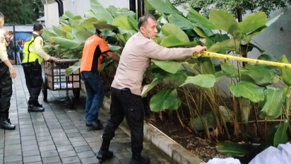 Seorang Pria Tewas Diduga Lompat Dari Pakiran Lantai 11 Mal PVJ Bandung