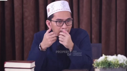 Amalan di Jumat Terakhir di Bulan Rajab, Ustaz Adi Hidayat Sarankan Baca Ini: Allah Akan Berikan yang Terbaik
