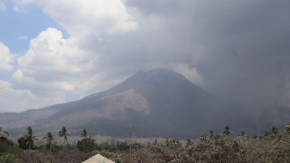Pemkab Flotim NTT Imbau Warga Waspadai Erupsi Gunung Lewotobi