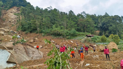 Berpacu dengan Cuaca, Hari Ini Tim SAR Bergerak Mencari 4 Korban Longsor Pekalongan yang Belum Ketemu