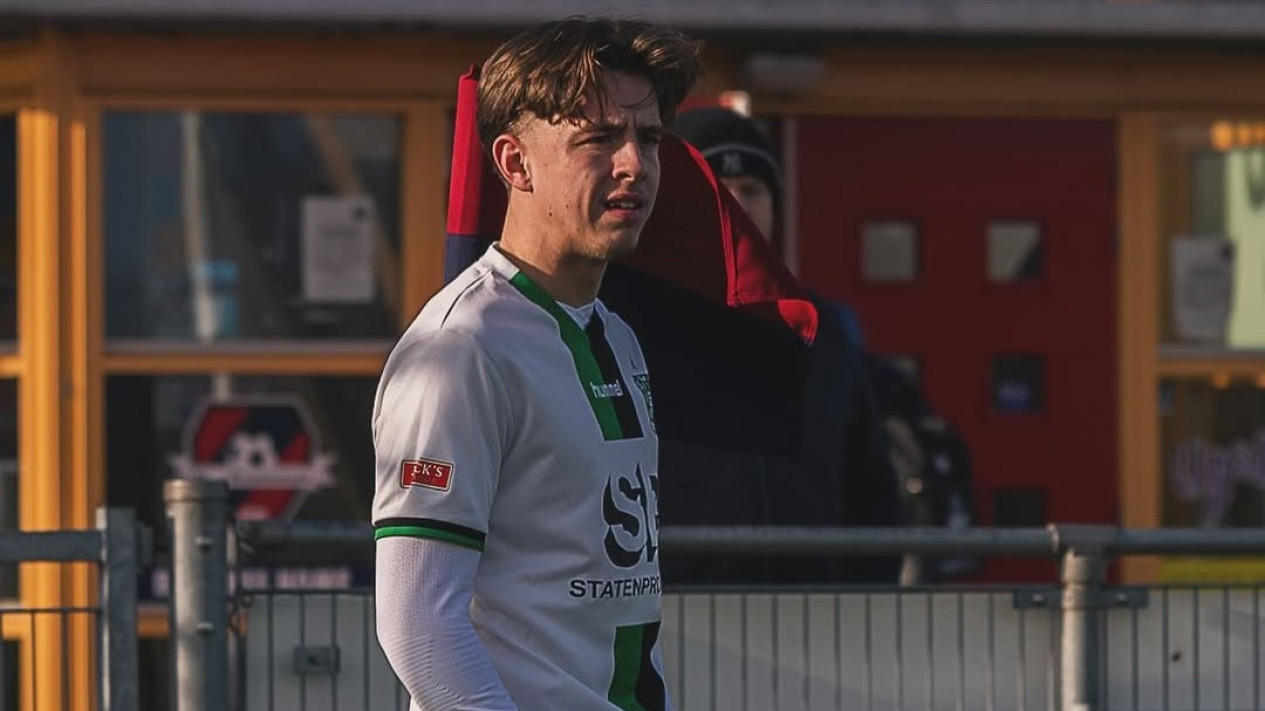 Bangga karena Sepupunya Jadi Andalan Timnas Indonesia, Pemain Belanda Berdarah Jakarta Ini Rela Tubuhnya di Tato Lambang Garuda
            - galeri foto