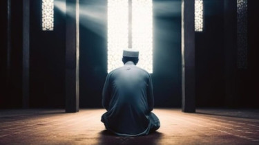 Hafalkan Doa Ini dan Baca Setiap Malam Ramadhan Besok, Ustaz Khalid Basalamah: Nama Anda Akan Dihapus dari Daftar Penghuni Neraka