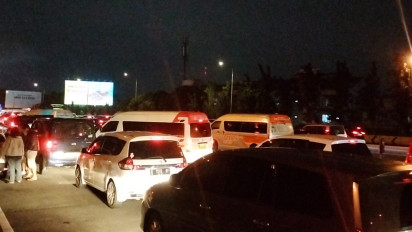 Libur Panjang Akhir Pekan, Kendaraan Pribadi Mendominasi Mengarah ke Bandung Via GT Pasteur