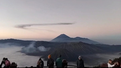 Momen Akhir Wulan Kapitu Suku Tengger, Wisata Gunung Bromo Kembali Ditutup