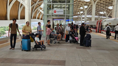 Libur Panjang Hari Besar Keagamaan, 105.000 Tiket Whoosh Telah Terjual