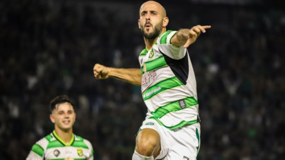 Kisah Eks Pemain Asing Persib Mohammed Rashid, Sesumbar Akui Nyaman Perkuat Persebaya gegara Banyak Masjid di Surabaya